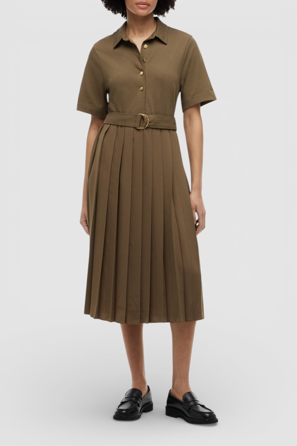 תמונת כל הלוק של שמלת מידי